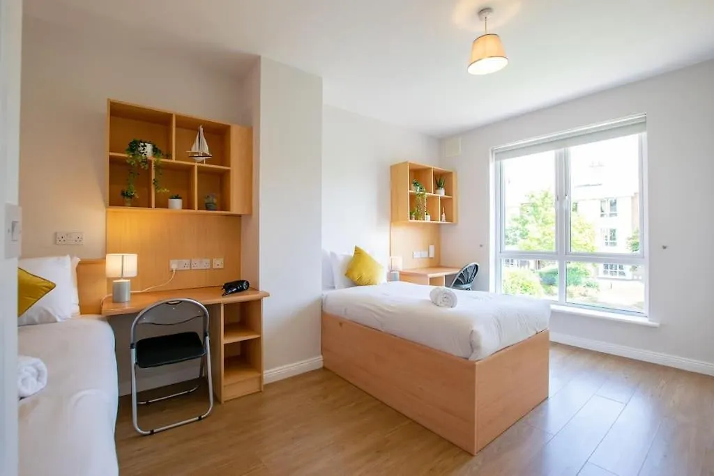 88 - Spacious Townhouse By Shortstays Galway Ferienhaus