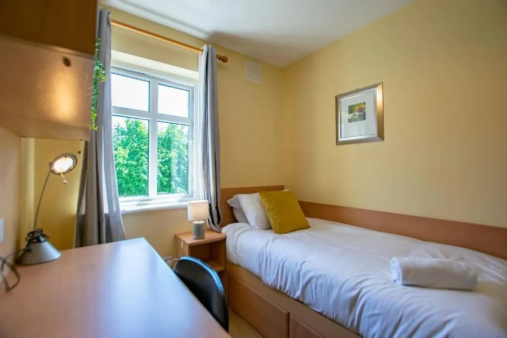 Ferienhaus 88 - Spacious Townhouse By Shortstays Galway Irland