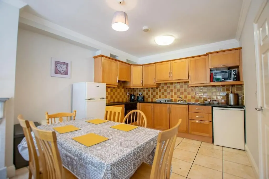 88 - Spacious Townhouse By Shortstays Galway 0*,